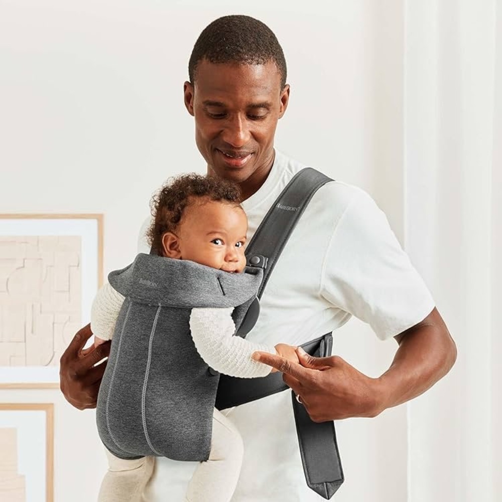 BabyBjorn Mini Carrier in Gray